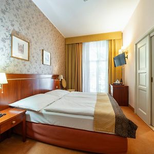 Kamer met een King Size Bed